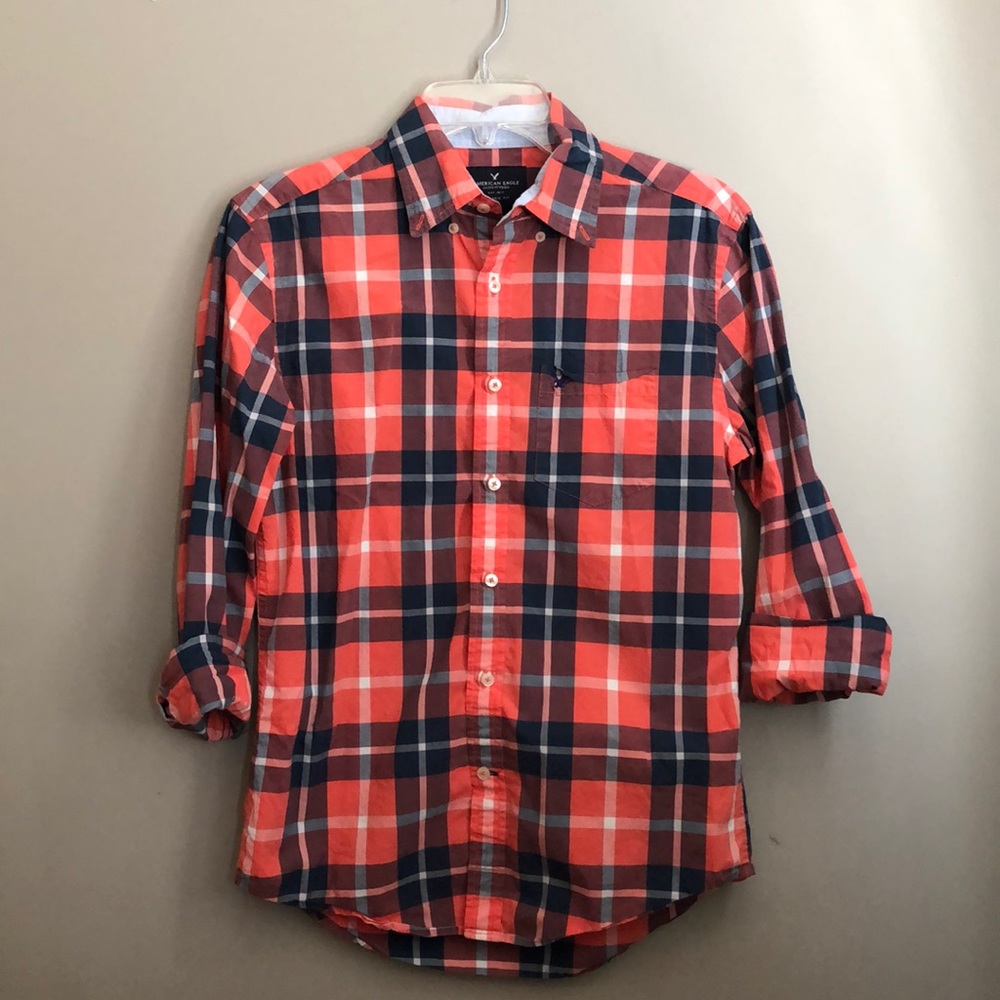 American Eagle men’s button down shirt